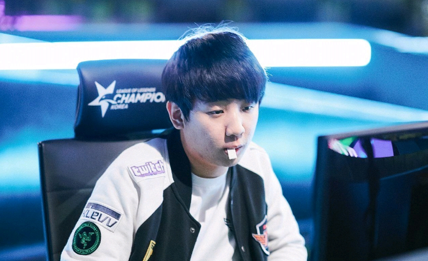 或应放在适 或应放在适