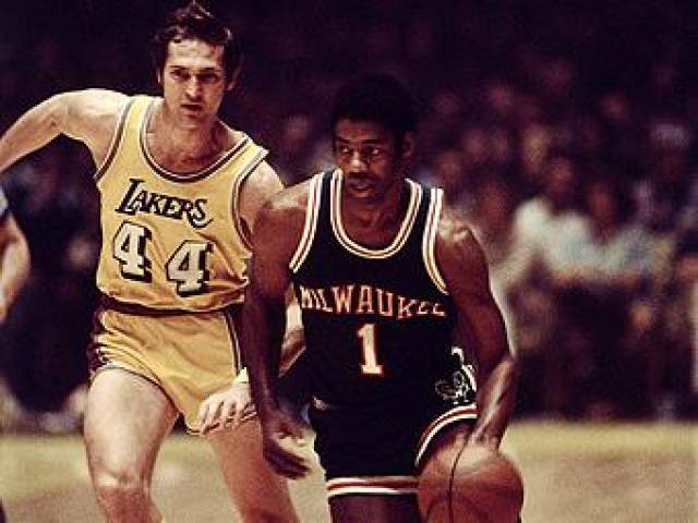 是摆在桌面 是摆在桌面