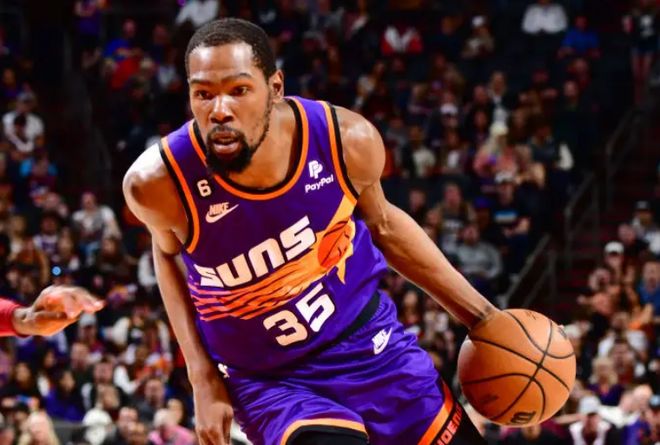 出了一如既 出了一如既